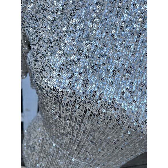 Ivy City Co Starling Dress In Gold Sequin small New With Tags - Picture 5 of 6